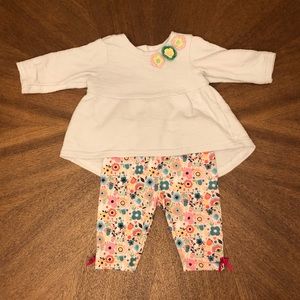 Pippa & Julie flowered outfit